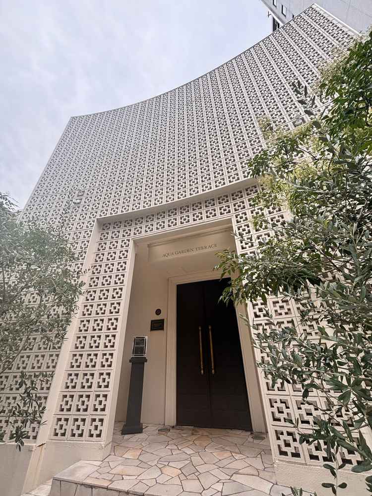 建物外観。一棟貸切はありがたいです