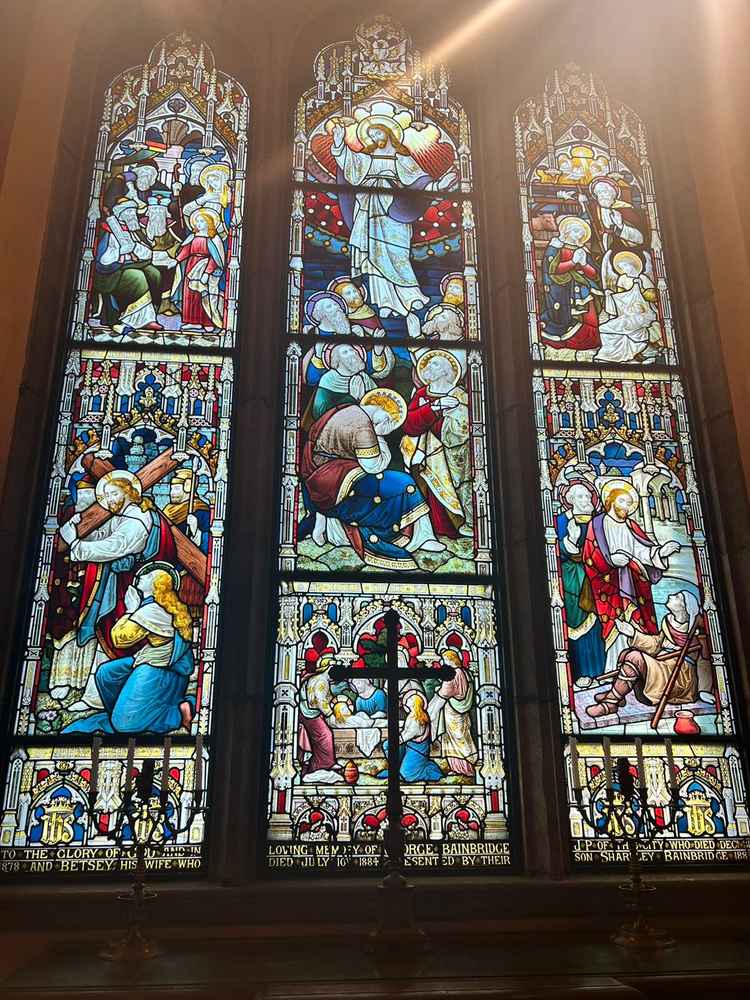 ステンドグラス