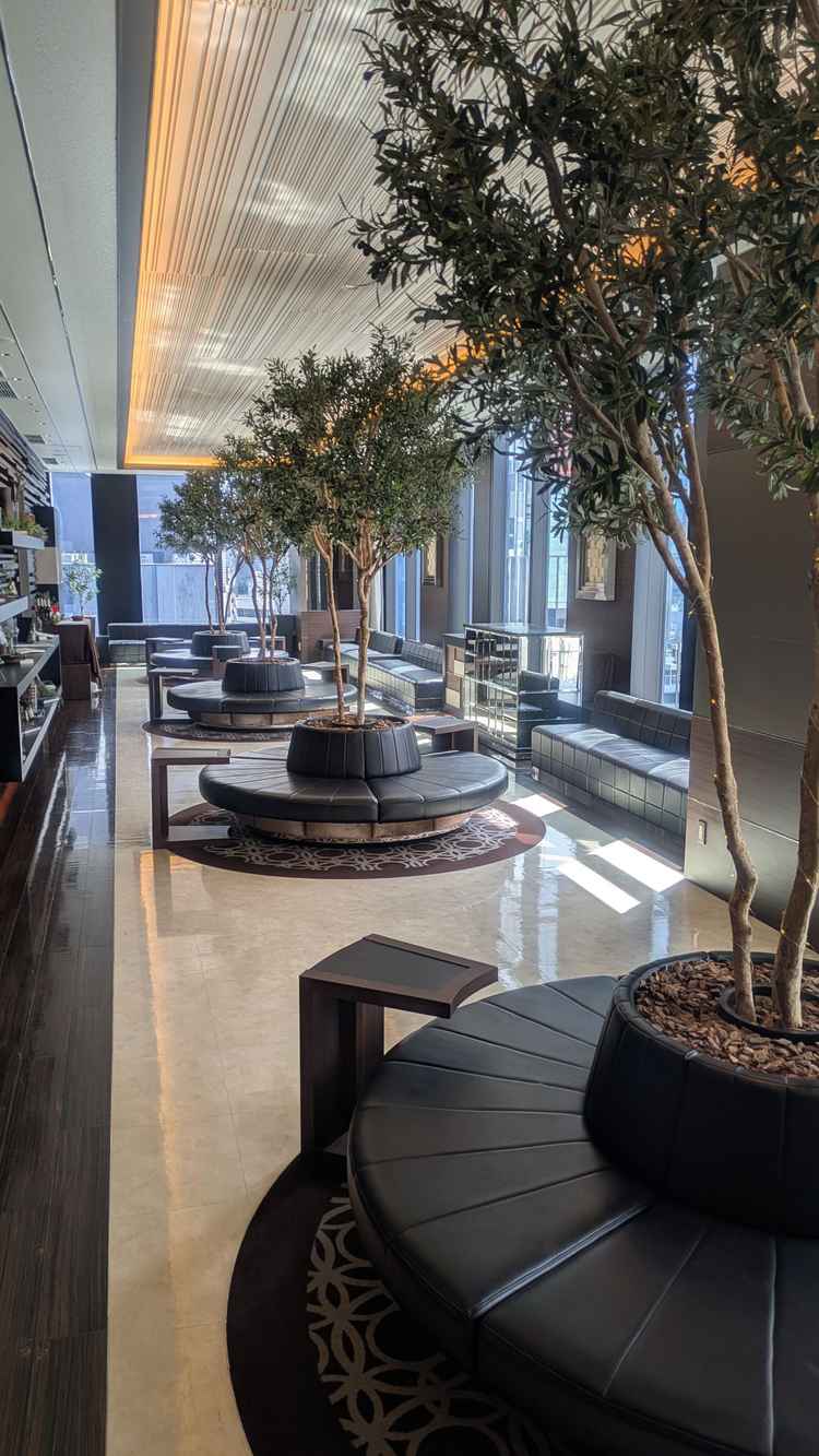 ロビーの雰囲気も大人っぽい、落ち着きのある印象でした。