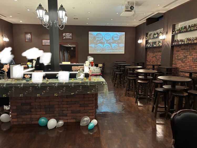 ロビーはレンガ調でバーのような雰囲気！とてもおしゃれ✨
