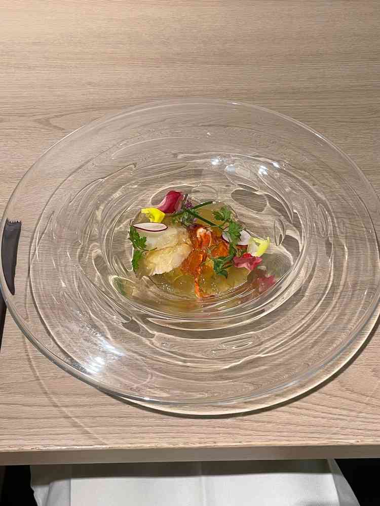 試食のオマール海老と帆立の前菜