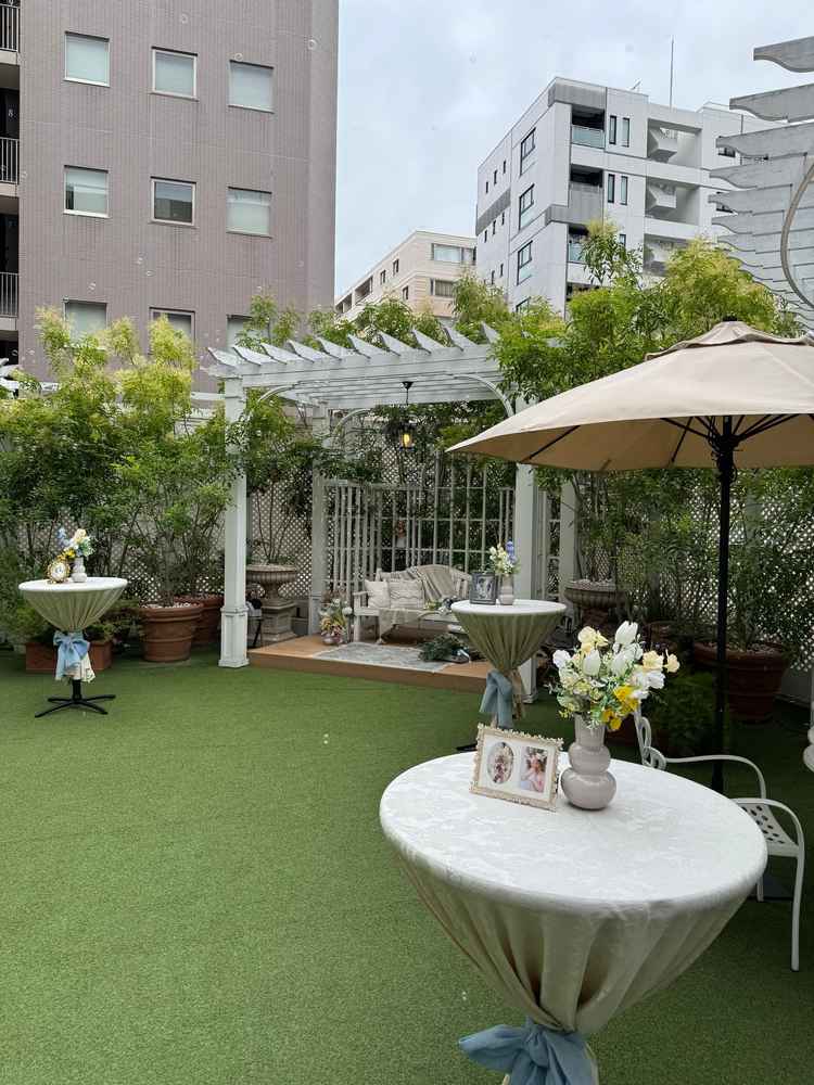 都内でも開放的な屋上です。