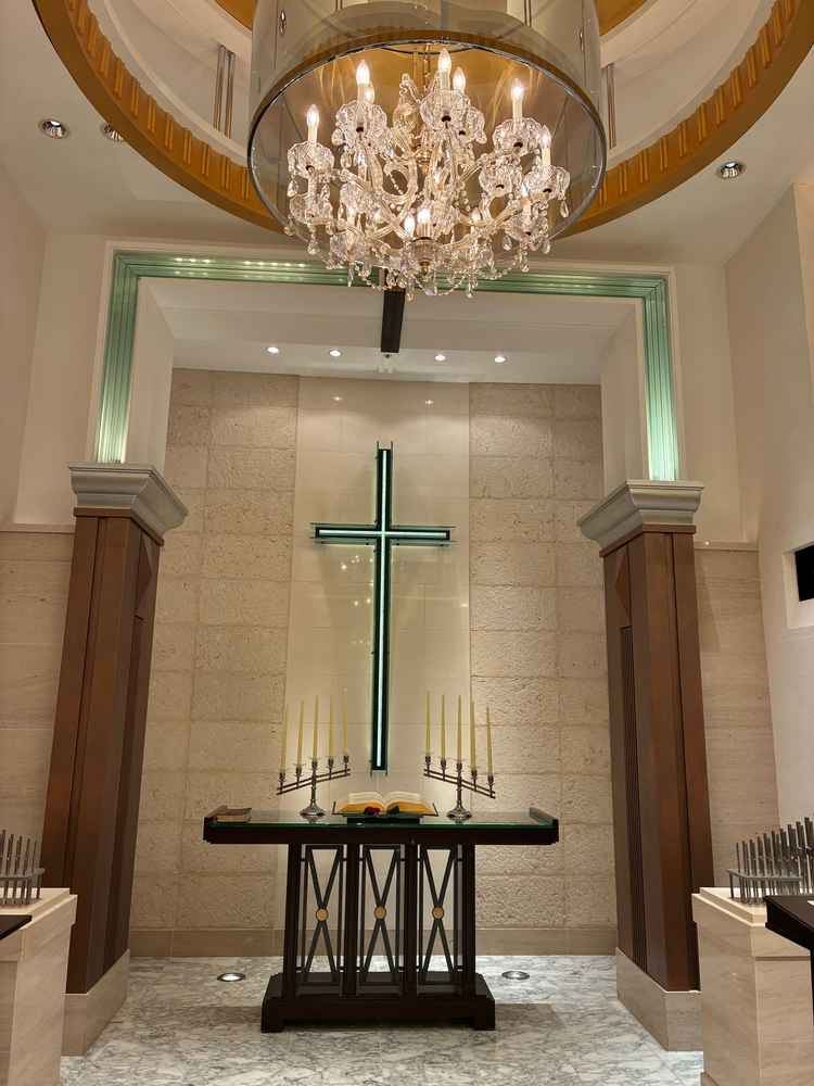 キリスト教式の挙式会場一つ目。