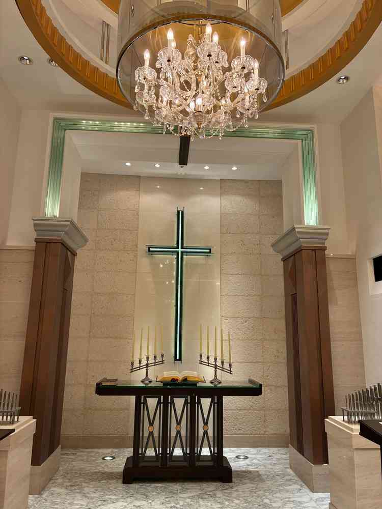 キリスト教式の挙式会場一つ目。