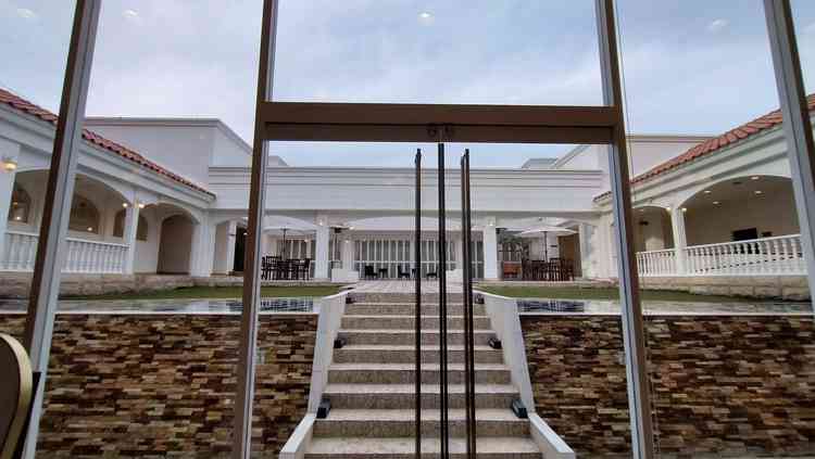 扉を開けるとガーデンに繋がっていて、広々としています。