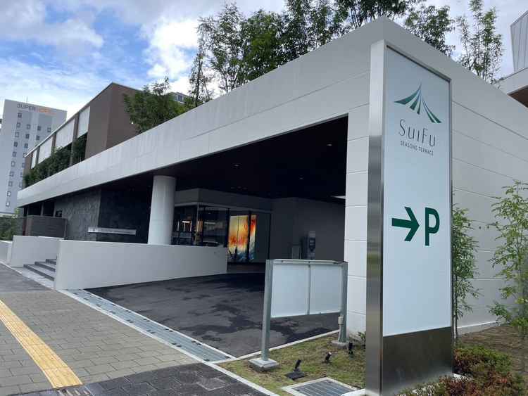 外観です。外観の作りも素敵だと思います。新しい建物のため綺麗な点もいいと思います。