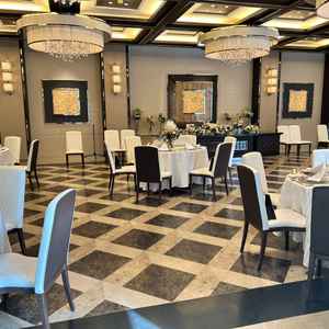 披露宴です。大人っぽい雰囲気でした。