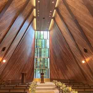 チャペルです。木でできてます