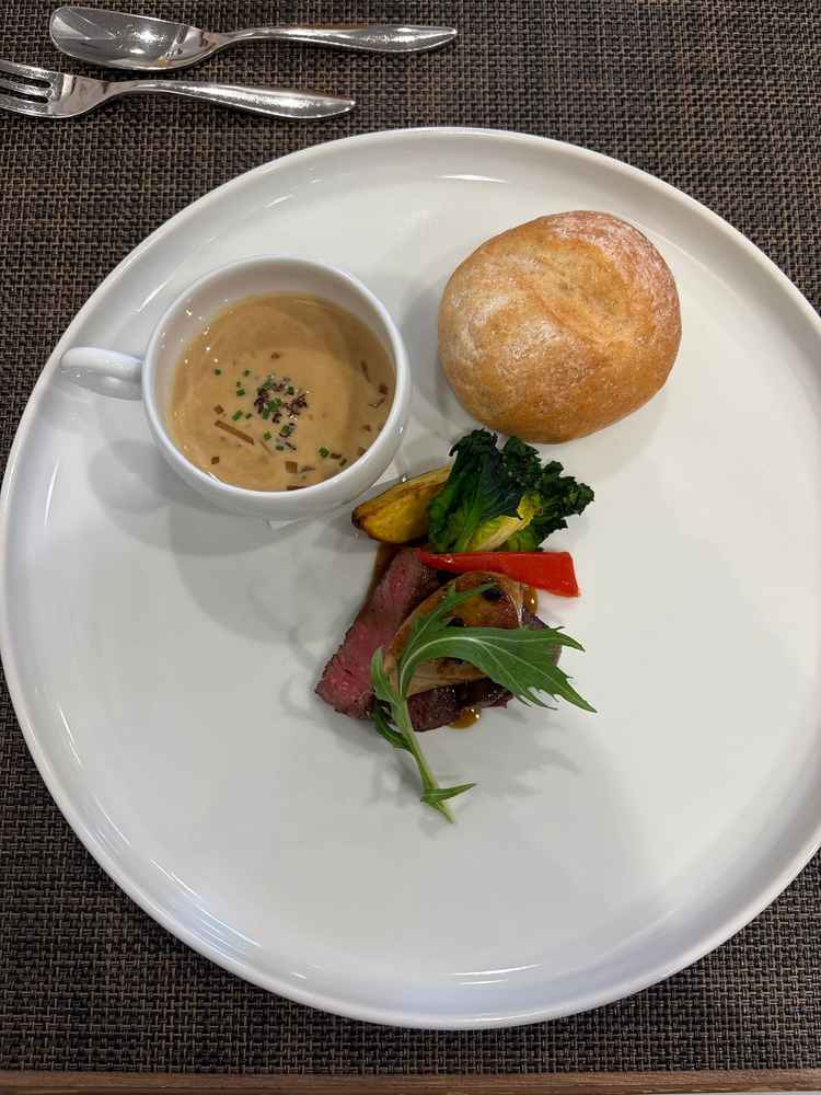 コース試食：メインの肉料理