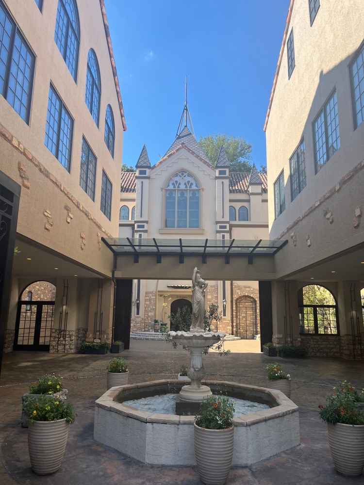 ロータリーになっている噴水広場です。