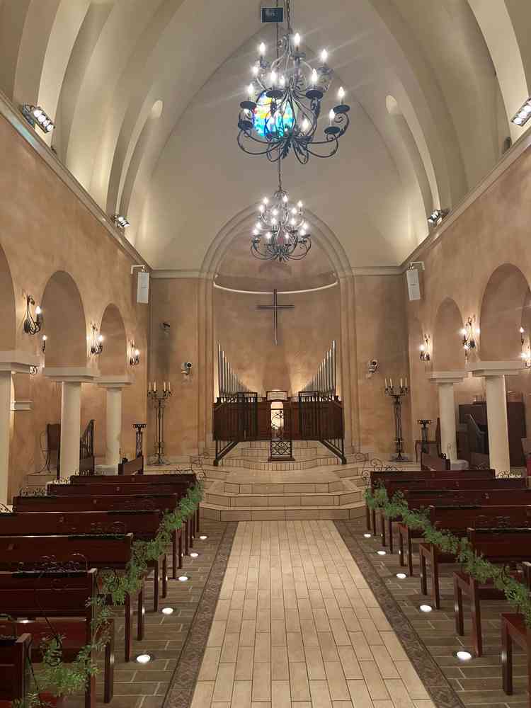 チャペルです。南フランスの土をつかってます