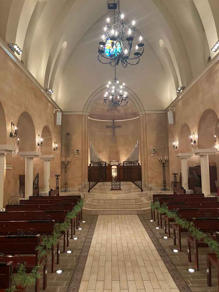 チャペルです。南フランスの土をつかってます