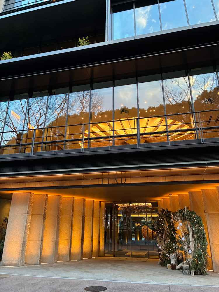 ホテル正面玄関