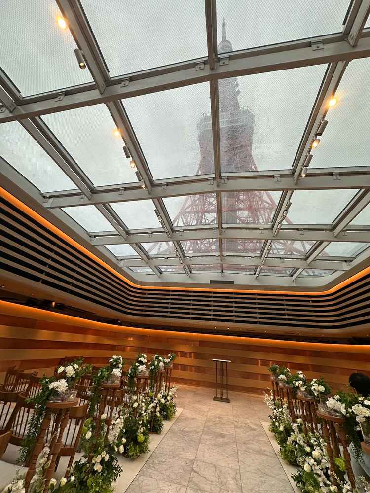 挙式会場は悪天候でも東京タワーがよく見え、写真で見ていたが実際見ても圧巻される会場でした。