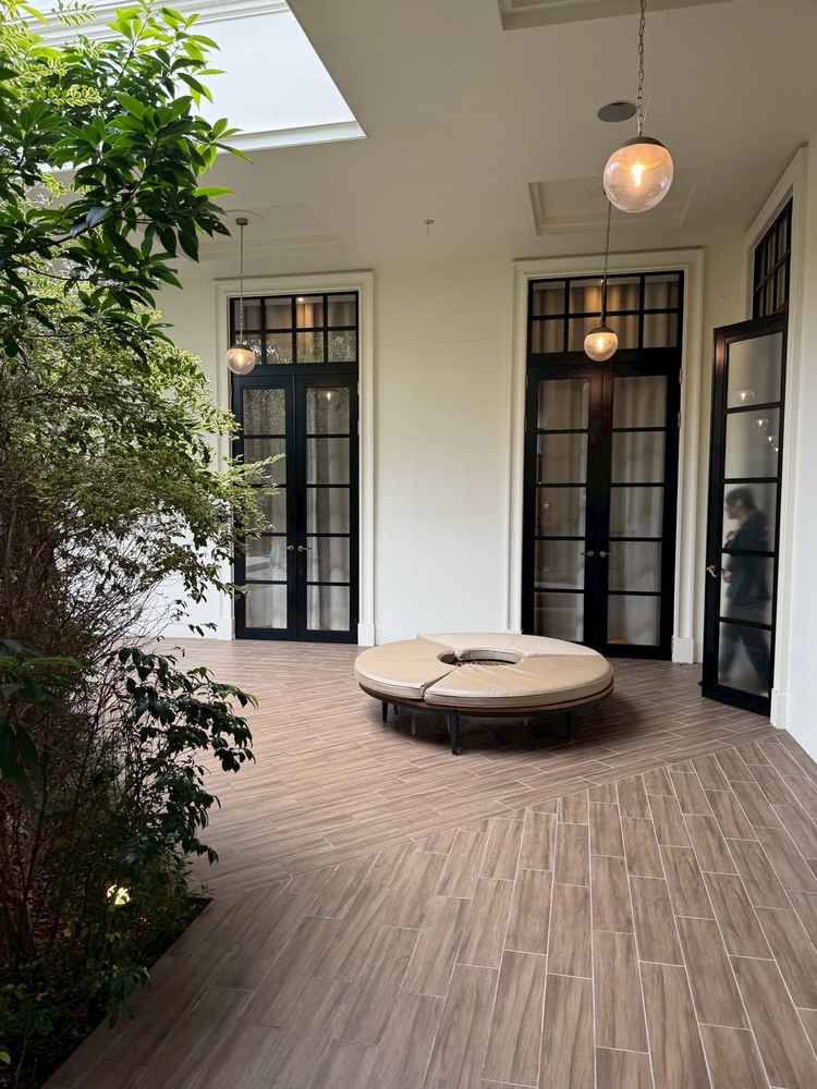 庭。子供たちも楽しめそうだなと思った。