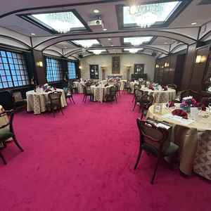 披露宴会場（40名）