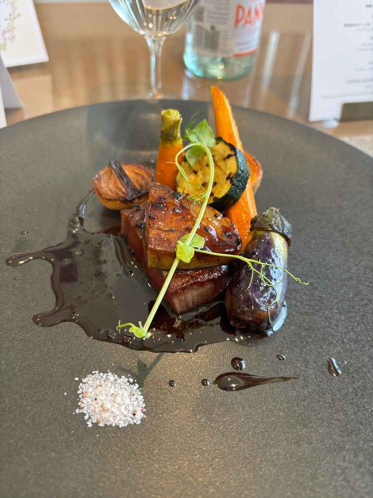 メイン料理の試食