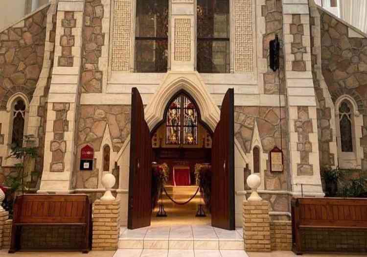 チャペルの入り口