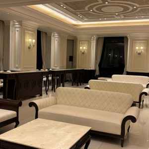 ロビーは椅子がたくさんあったのでゲストはゆっくり過ごせると思います。