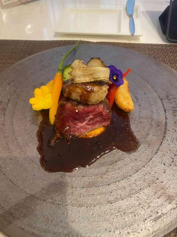 なんといっても食事が美味しかった。