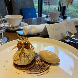 ネームプレートや、カードをご準備いただいたりと、とてもおもてなしのお心遣いを感じました。