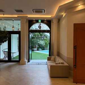 披露宴会場の前