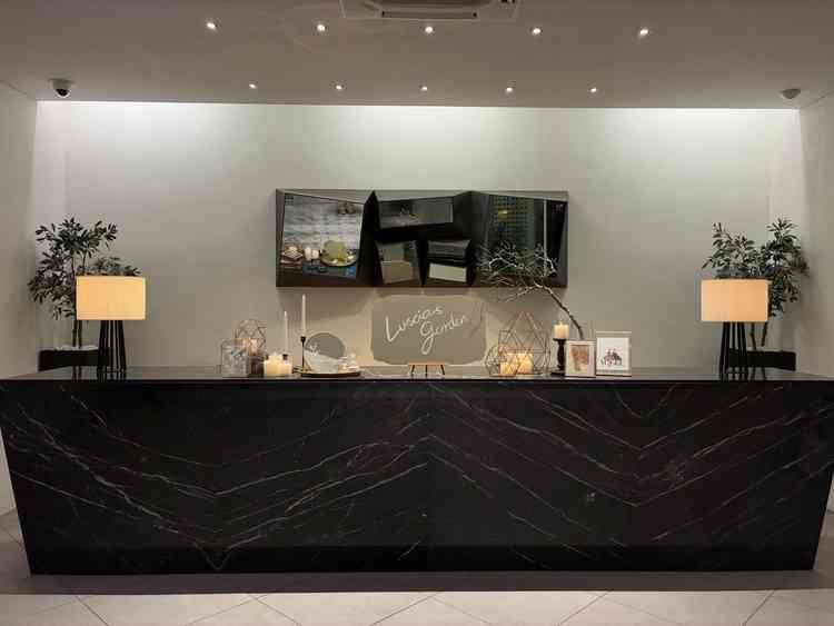 シックでおしゃれな受付