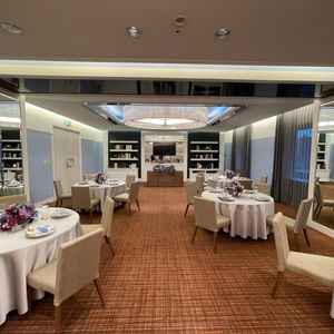 1番少人数で行える披露宴会場です。アットホームでホテルのお部屋のような雰囲気で披露宴が行える場所です