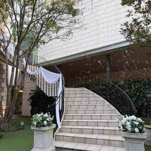 階段が長くシャボン玉の演出も素敵で雰囲気が良かった。