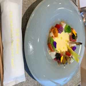 豪華なコース料理