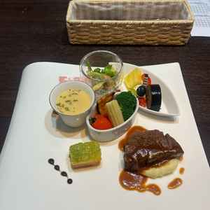 コース試食です。全て美味しかったです！