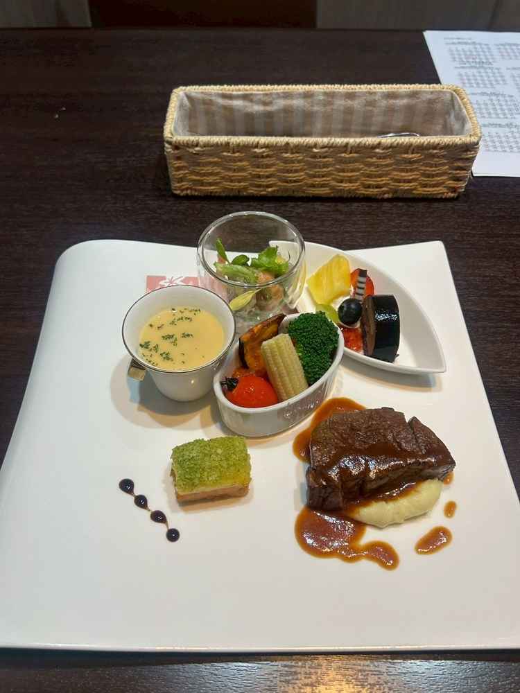 コース試食です。全て美味しかったです！