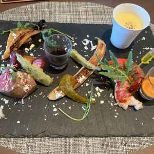 フルコースのワンプレート試食。めちゃくちゃ美味しかった。