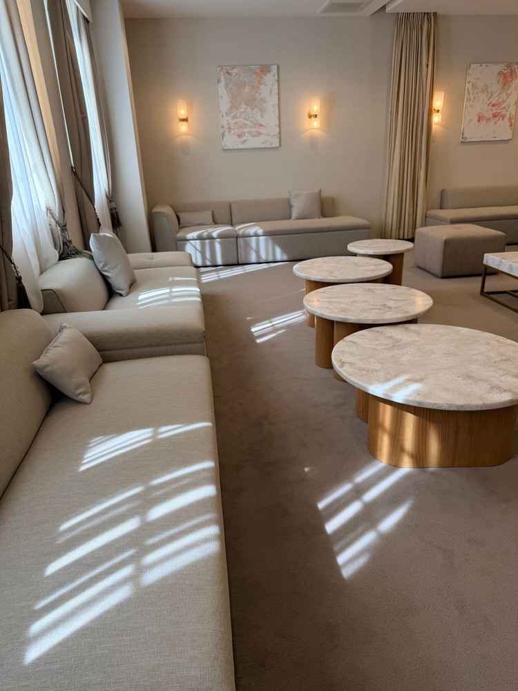 親族控室が広くゆったりしており緊張感が少なくかんじた。