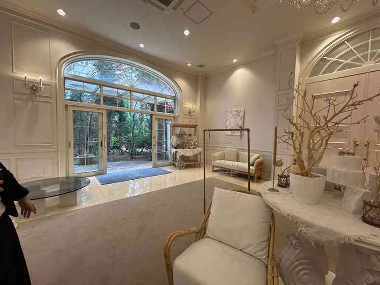 披露宴会場の一階。