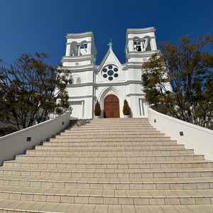 チャペルの外、バルーンをここでリリースしました。
