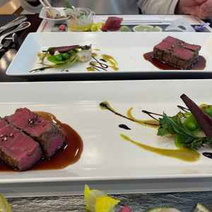 料理は和洋中あり