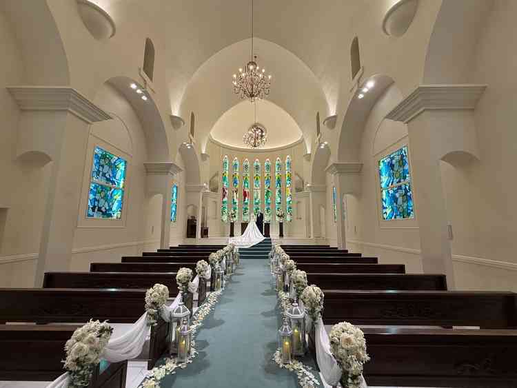 チャペルが広く開放的でした。