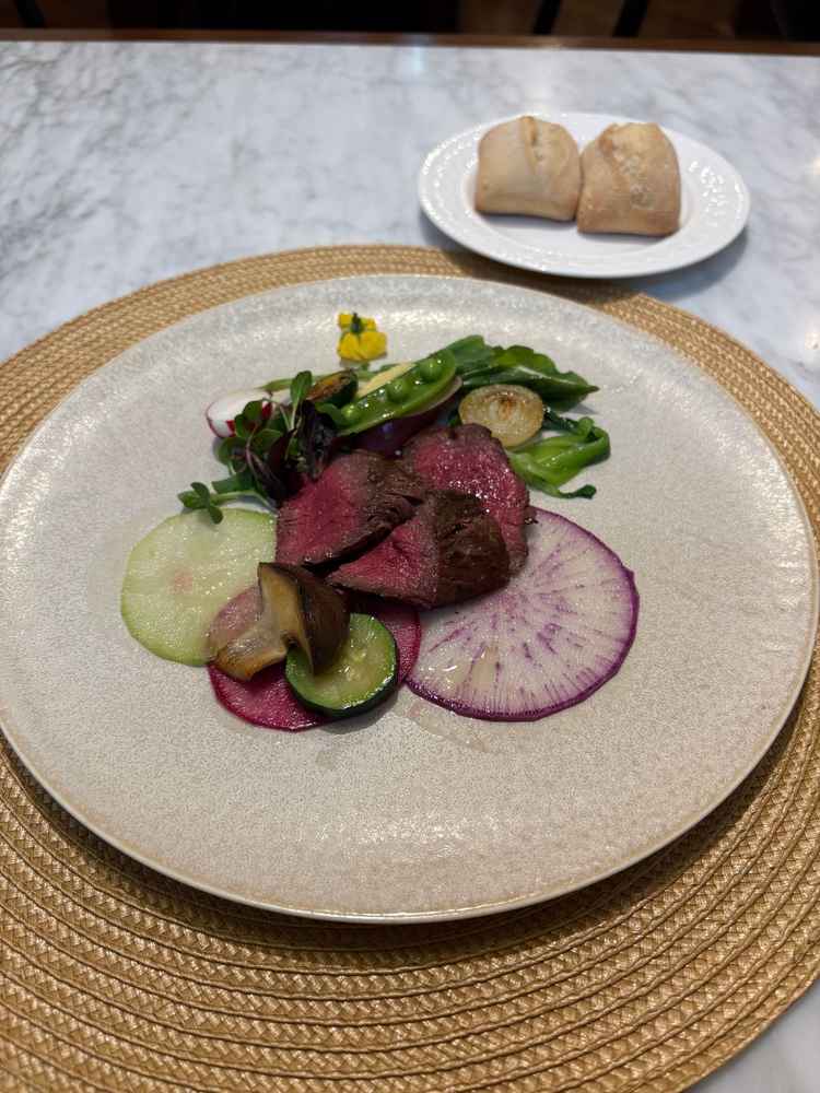 契約農家から仕入れているお野菜のようです。