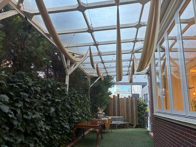 披露宴会場ガーデン。