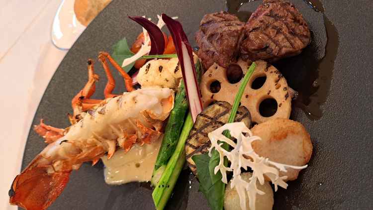 ご飯は本当に美味しくてレベルが高い