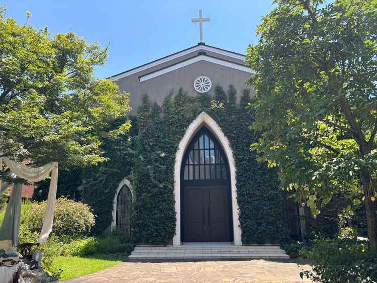 教会外観 （全体の雰囲気）