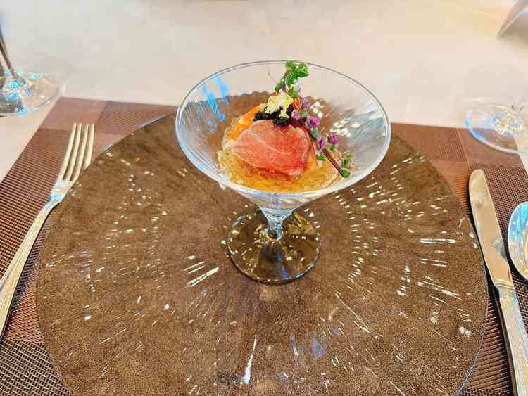 京都とフレンチを融合させた料理でした。