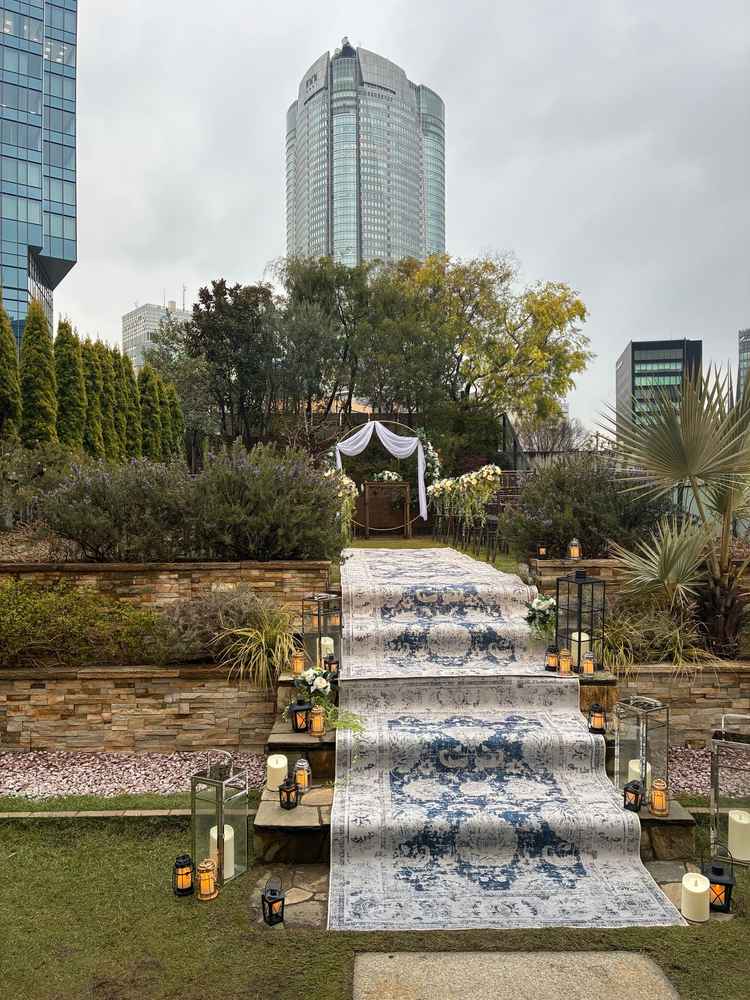 屋外のチャペル