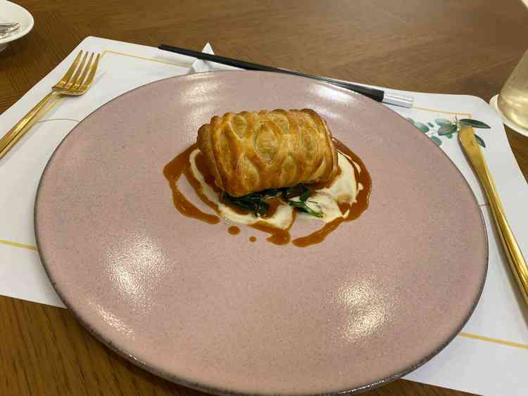 試食にて人気のヒラメのアンクルートをいただきました