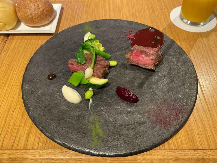 メイン料理の試食