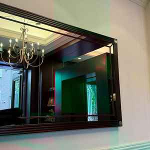 エントランスにメッセージを書き込める鏡がよかった。