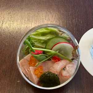 試食:前菜 お寿司をイメージ