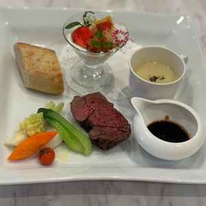 お肉もお野菜も美味しかったです。