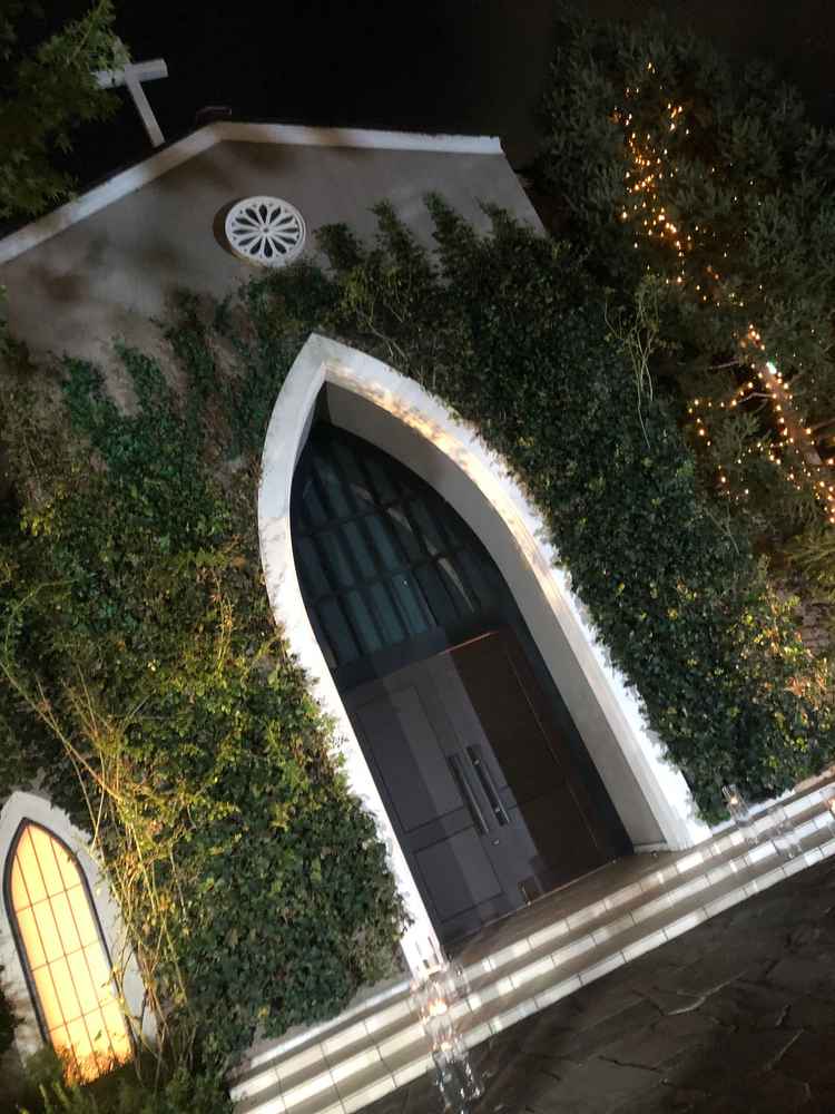 夜の時間帯に伺いましたが、日が落ちた時間帯でもライトアップされていて素敵な雰囲気でした。